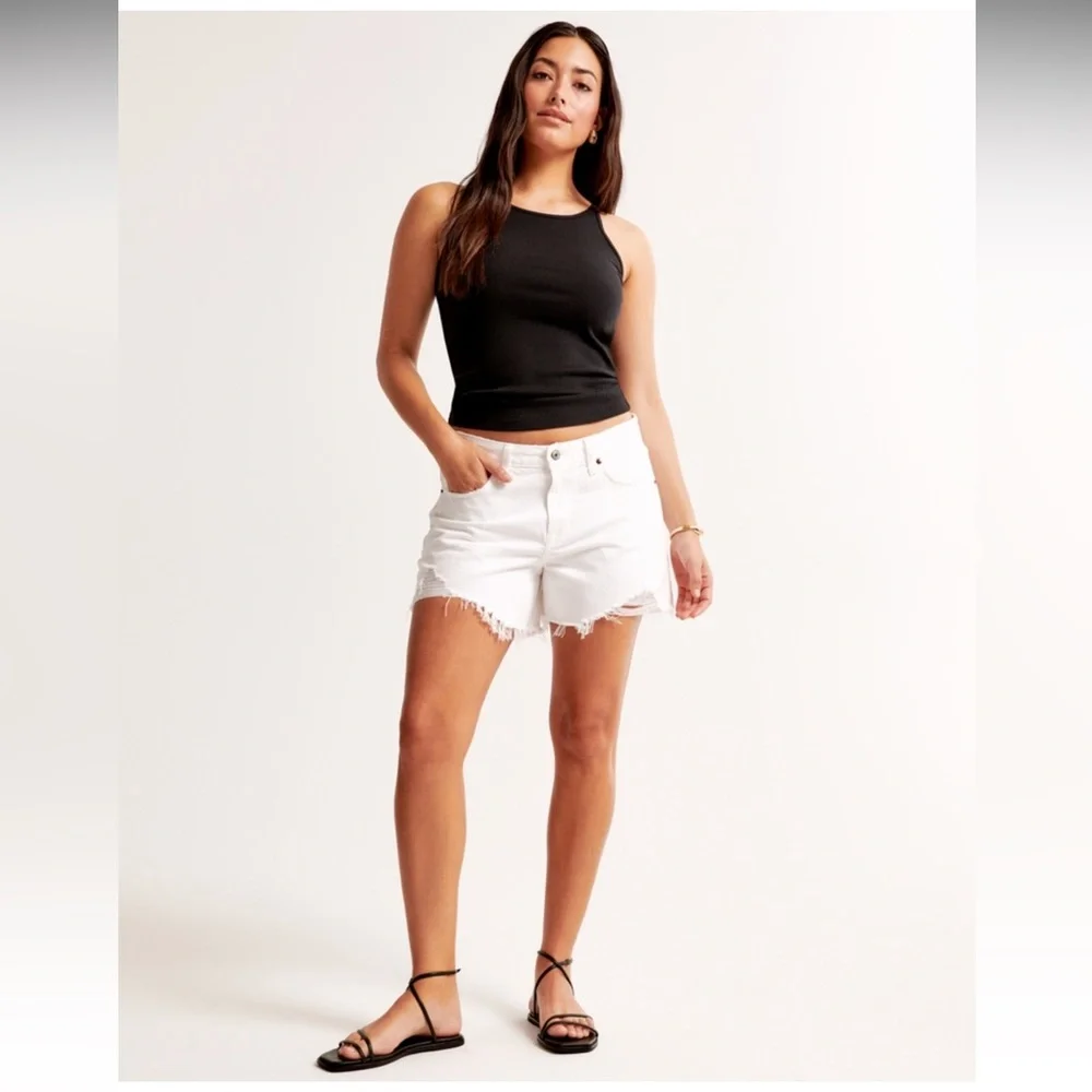 Abercrombie & Fitch new tags